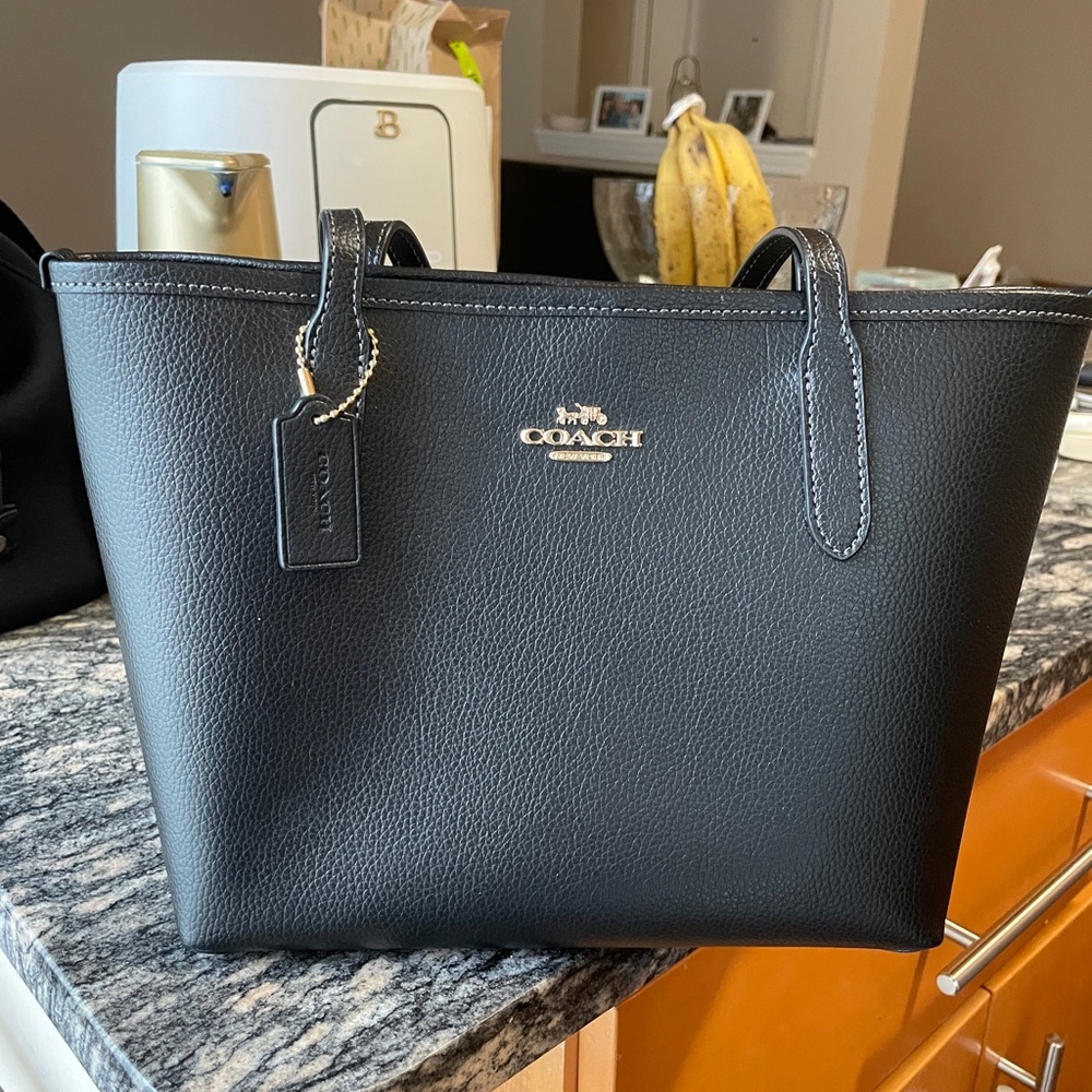 Coach small city Black Pebbled Leather Tote
